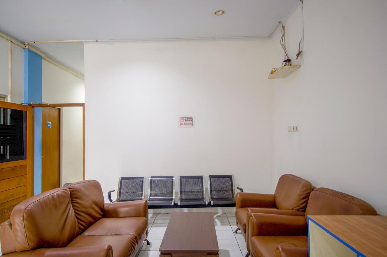 Oyo 3754 Prosperity Mansion Hotel Jakarta Exterior foto